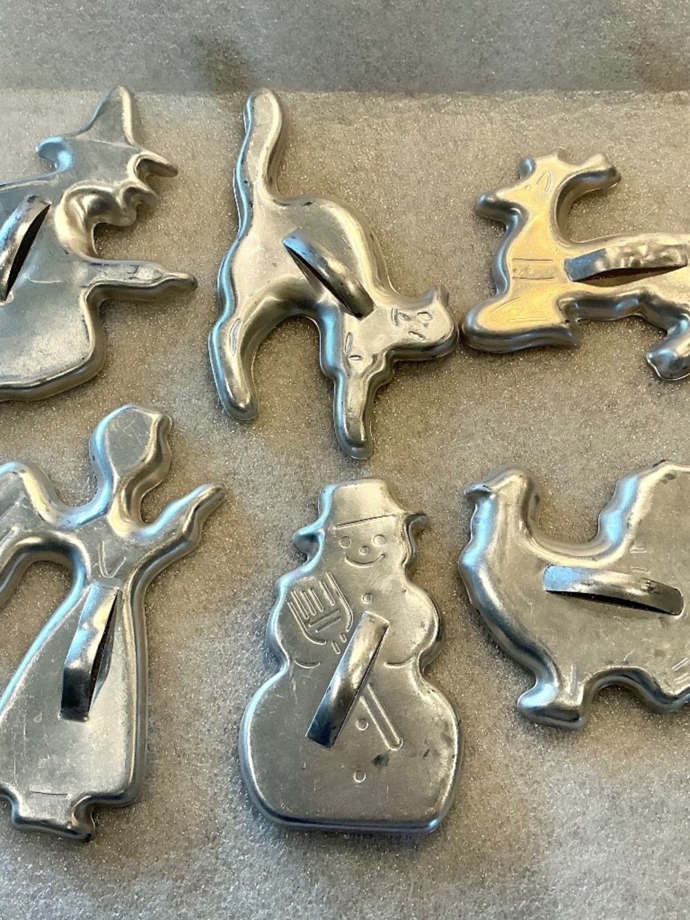 Vintage 6 Aluminum Cookie Cutters Stamped With Handles- Xmas Halloween Turkey